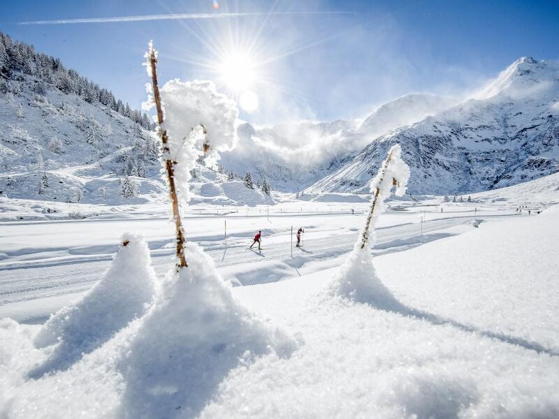 Langlaufski im Schnee in Gastein